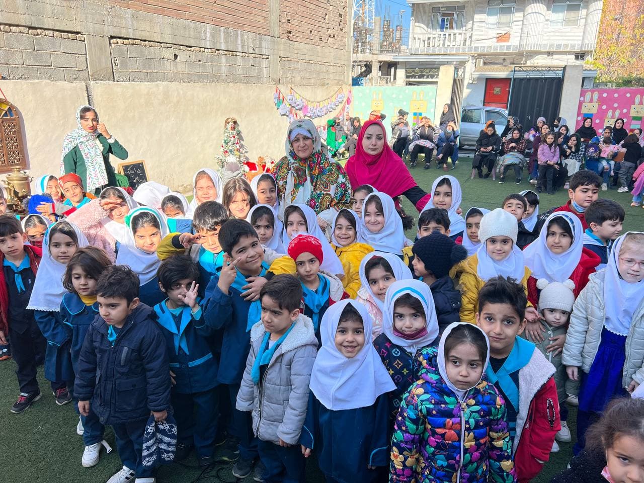 فعالیت دانش آموزان 